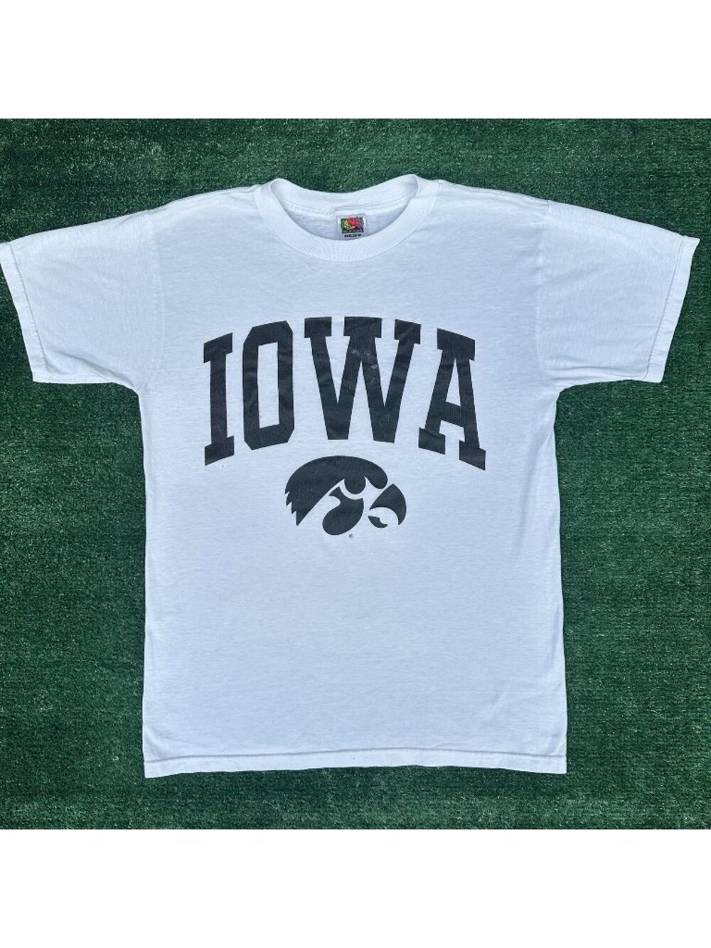 Vintage 90s University Iowa Hawkeyes T-Shirt White M NCAA Collegiate Streetwear